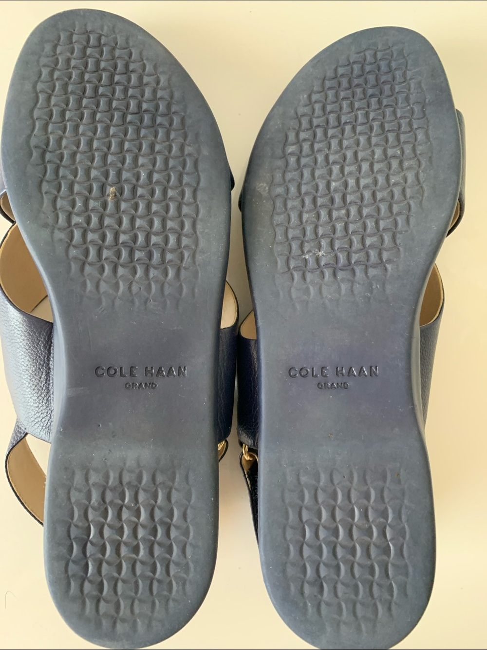 Cole Haan Navy Cross-Band Slingback Sandals Size 10 - Picture 5 of 8